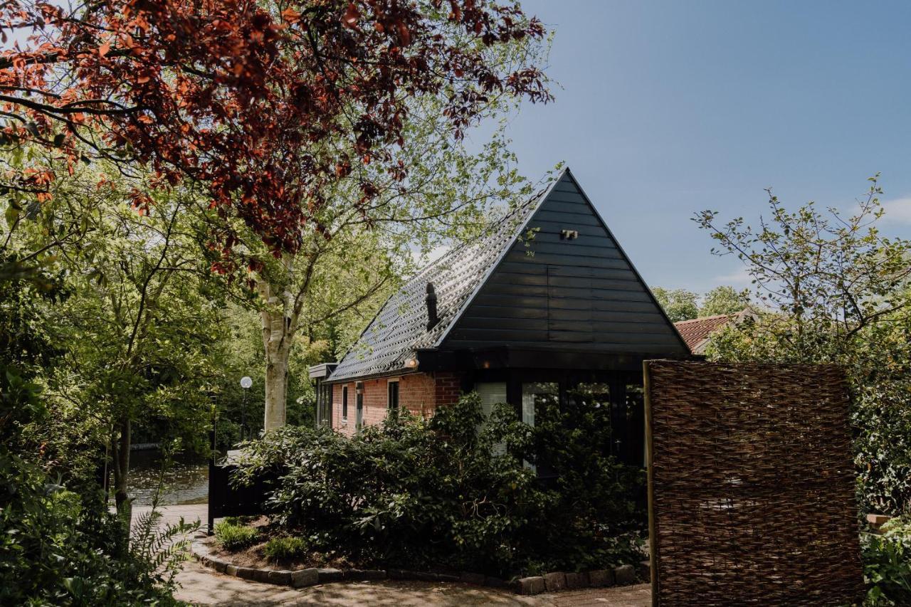 B&B Oan'T Wetter Dokkum Exteriör bild