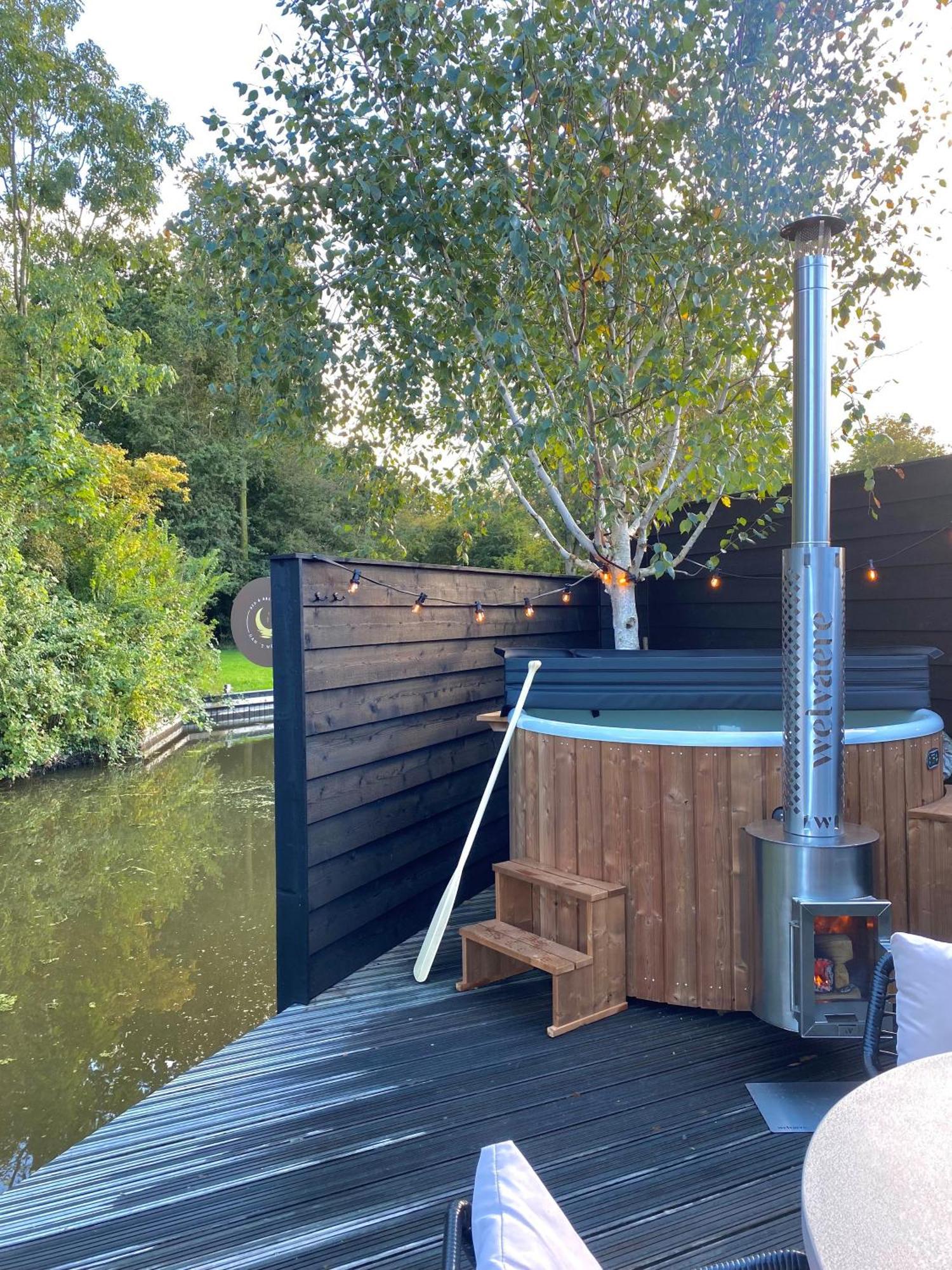 B&B Oan'T Wetter Dokkum Exteriör bild
